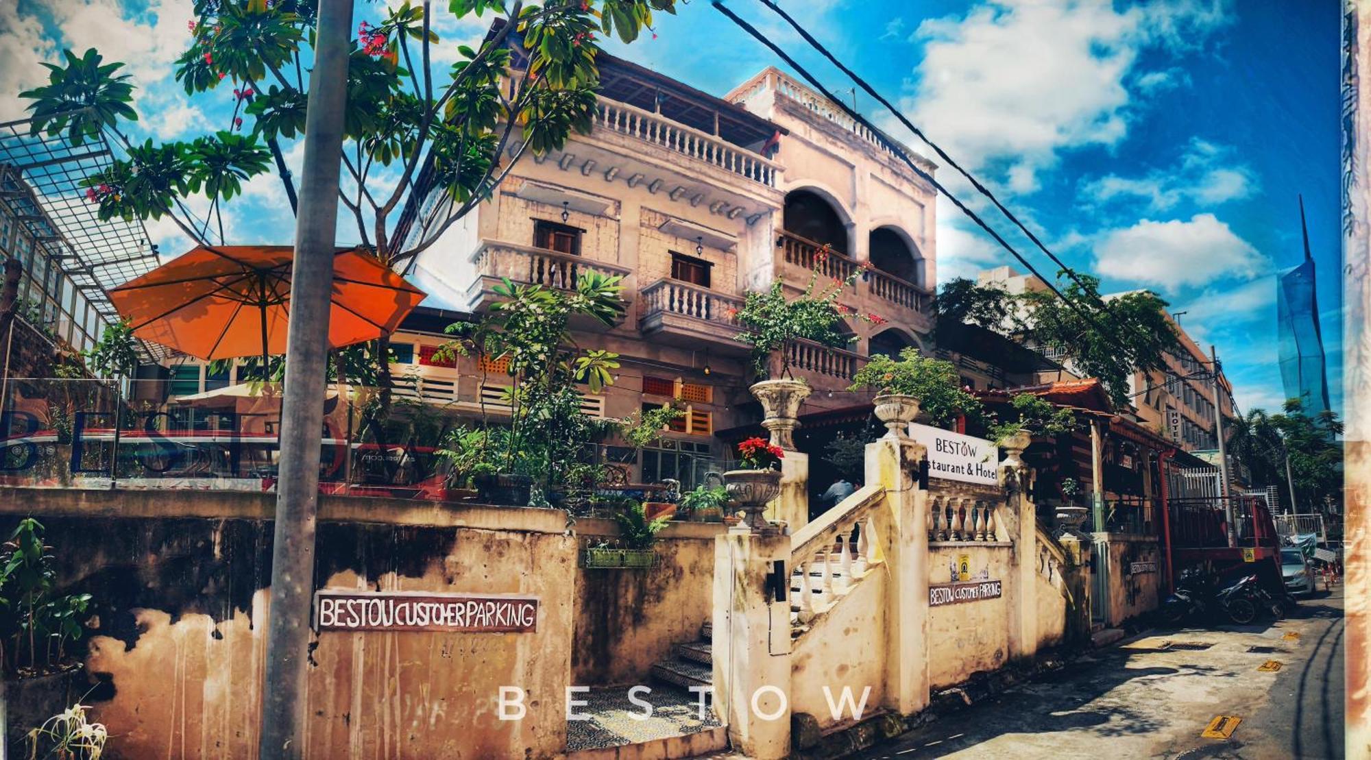 Bestow Boutique Hotel 4*
